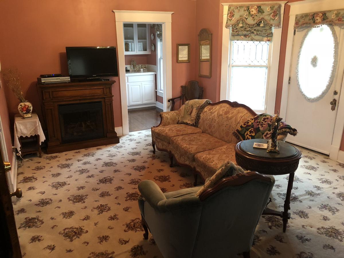 Hayes House Bed And Breakfast Muskogee Exteriör bild